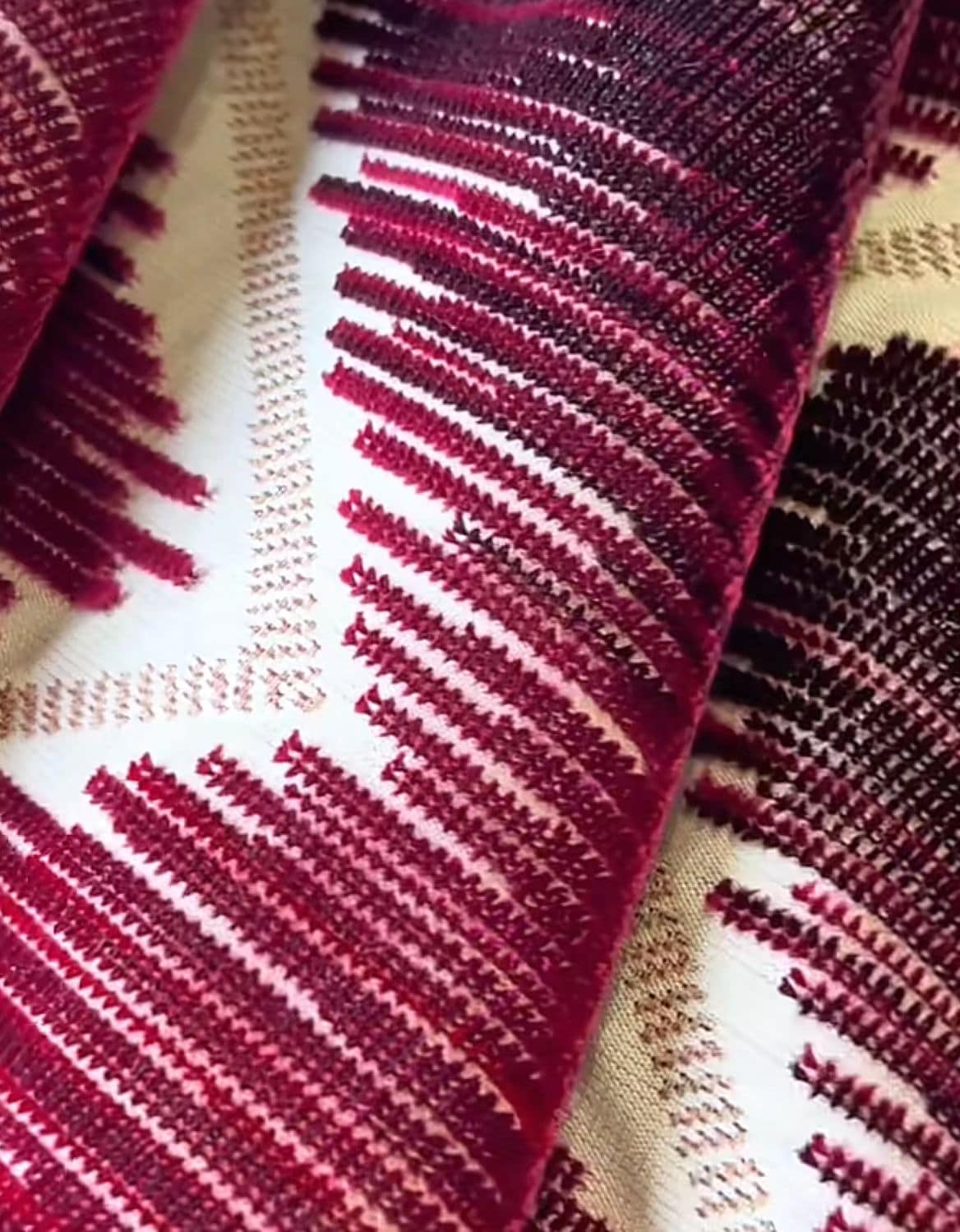 JBL högkvalitativt Jacquard Sammetstyg Mode Ny Kollektion Interlaced Lines Mönster Morden Style Jacquard Velvet för soffa